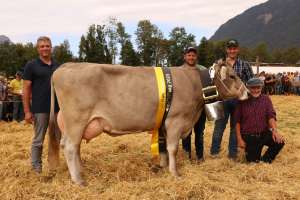 miss ob wurde lotus meiaerisli von josef kempf  isenthal ch.1356.7035.9